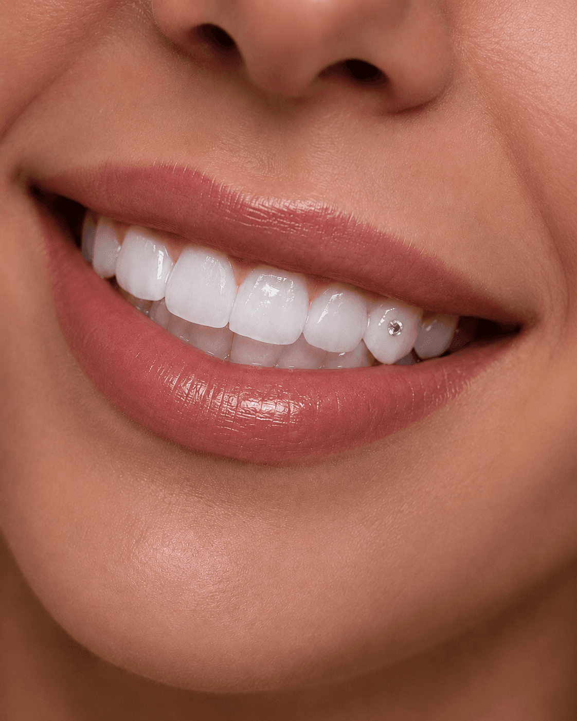 Classic Beauty Mark tooth gem design